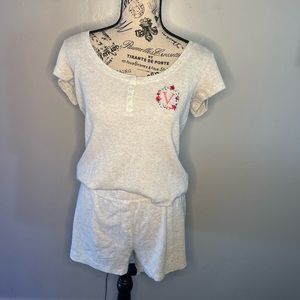 NWT Victoria Secret pajama set; shirt and tee. Size large